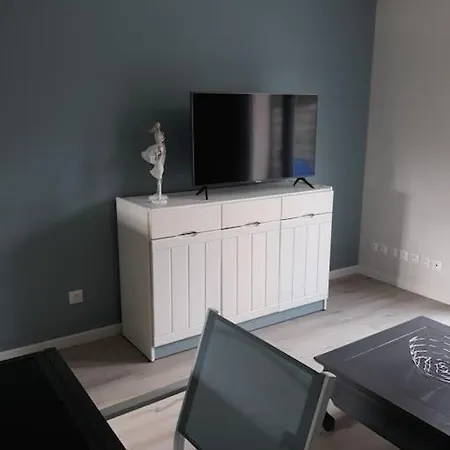 Les Du Golf A بيت للعطل